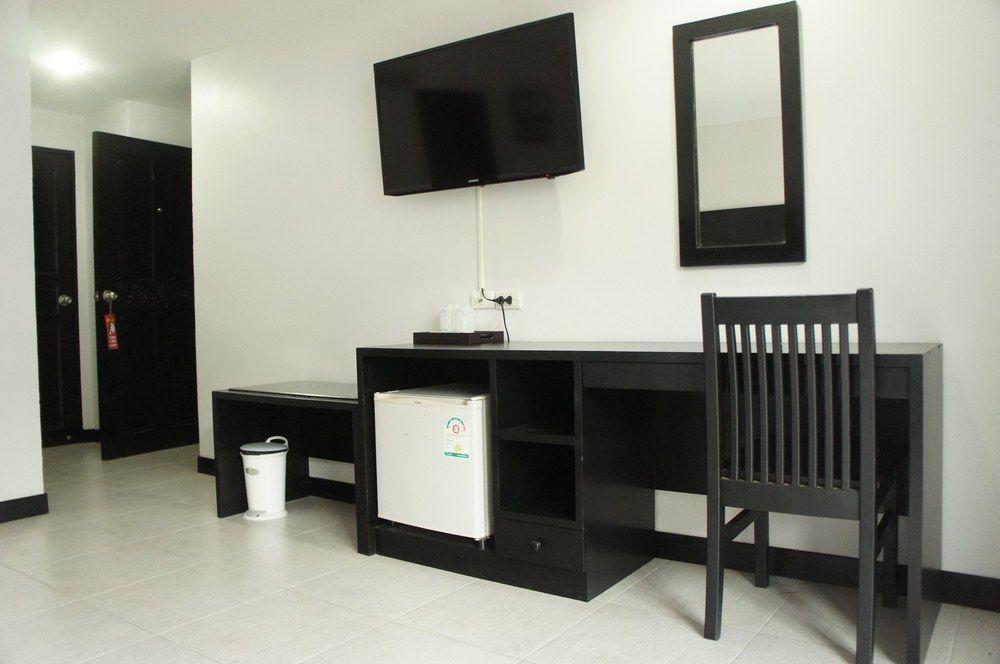Noble House - 200 Meters Patong Beach Phuket Esterno foto